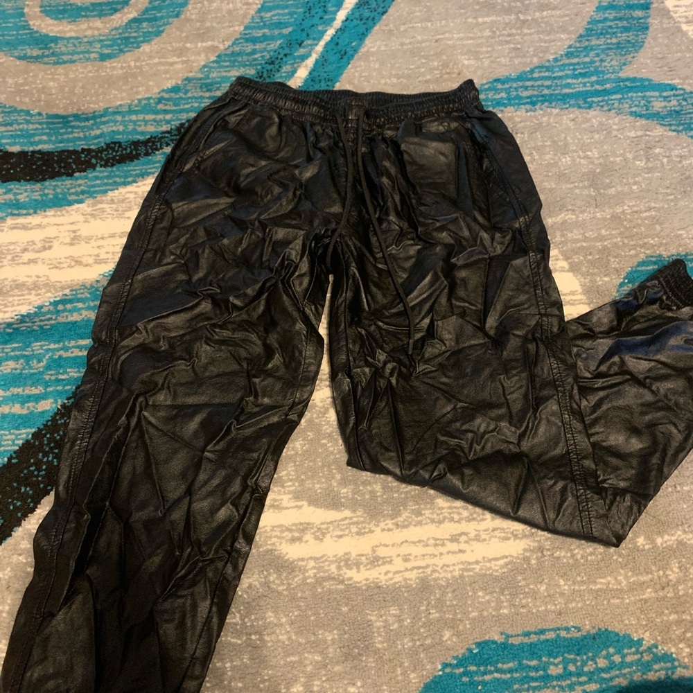 These are leather pants that keep you warm